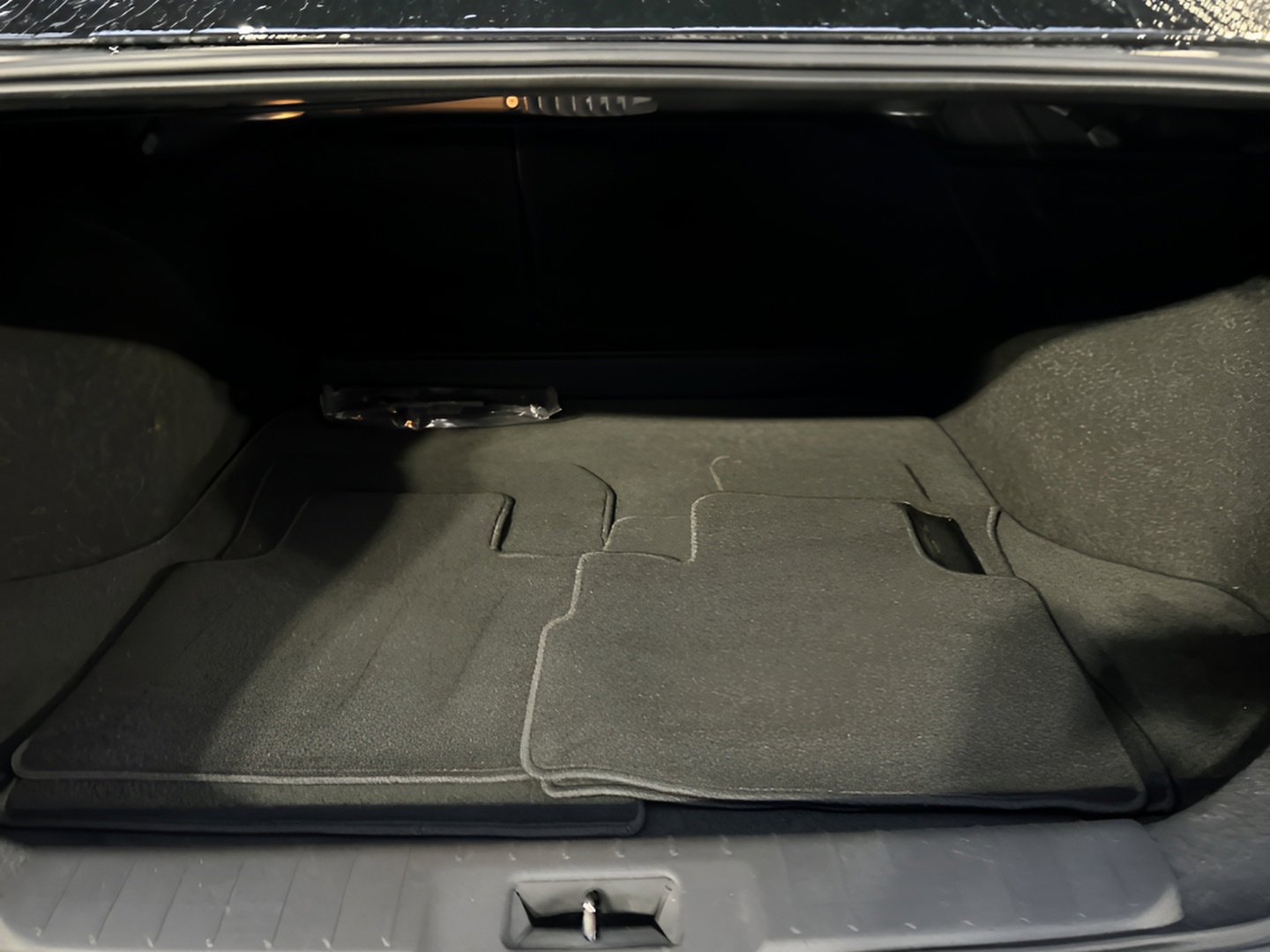 Used 2025 Nissan Sentra SV w/ SV Premium Package image 21