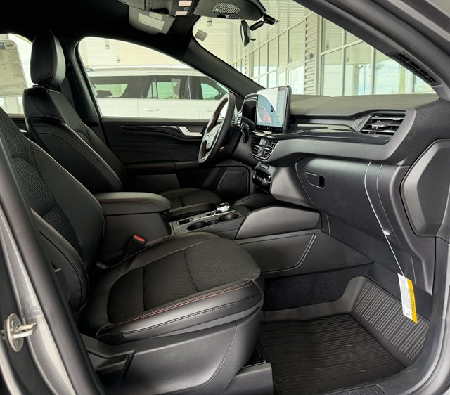 New 2026 Ford Escape ST-Line Select w/ Equipment Group 401A AWD/4WD image 9