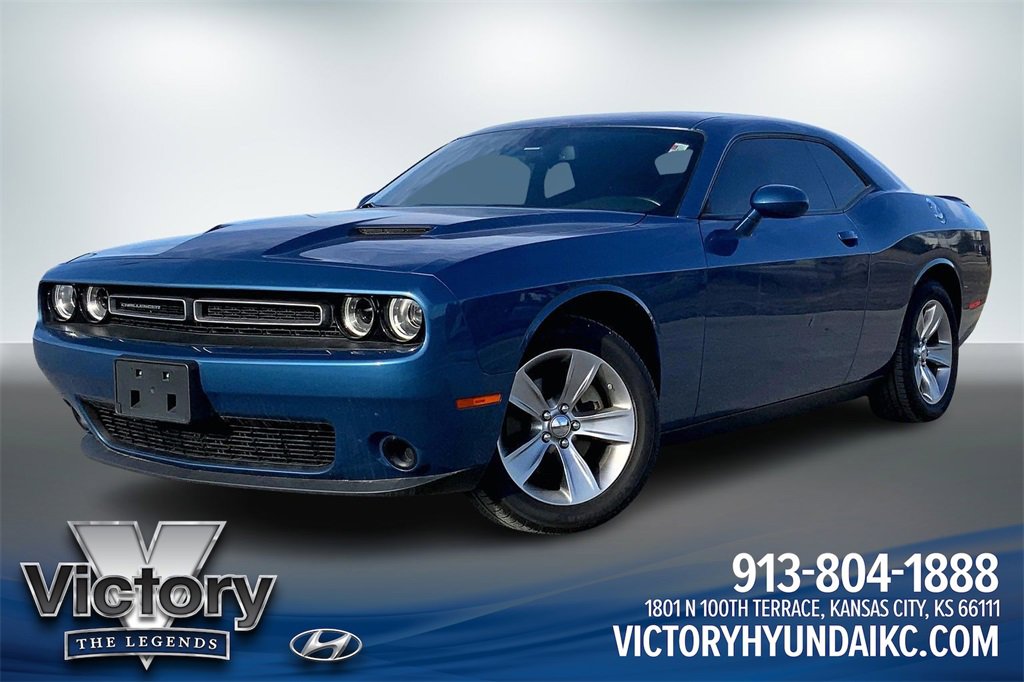 Used 2022 Dodge Challenger SXT