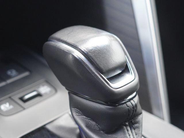 Used 2023 Toyota Venza Nightshade AWD/4WD image 32