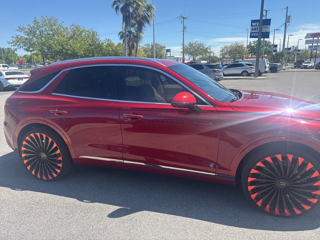 Used 2023 Genesis GV70 2.5T w/ Advanced Package image 2