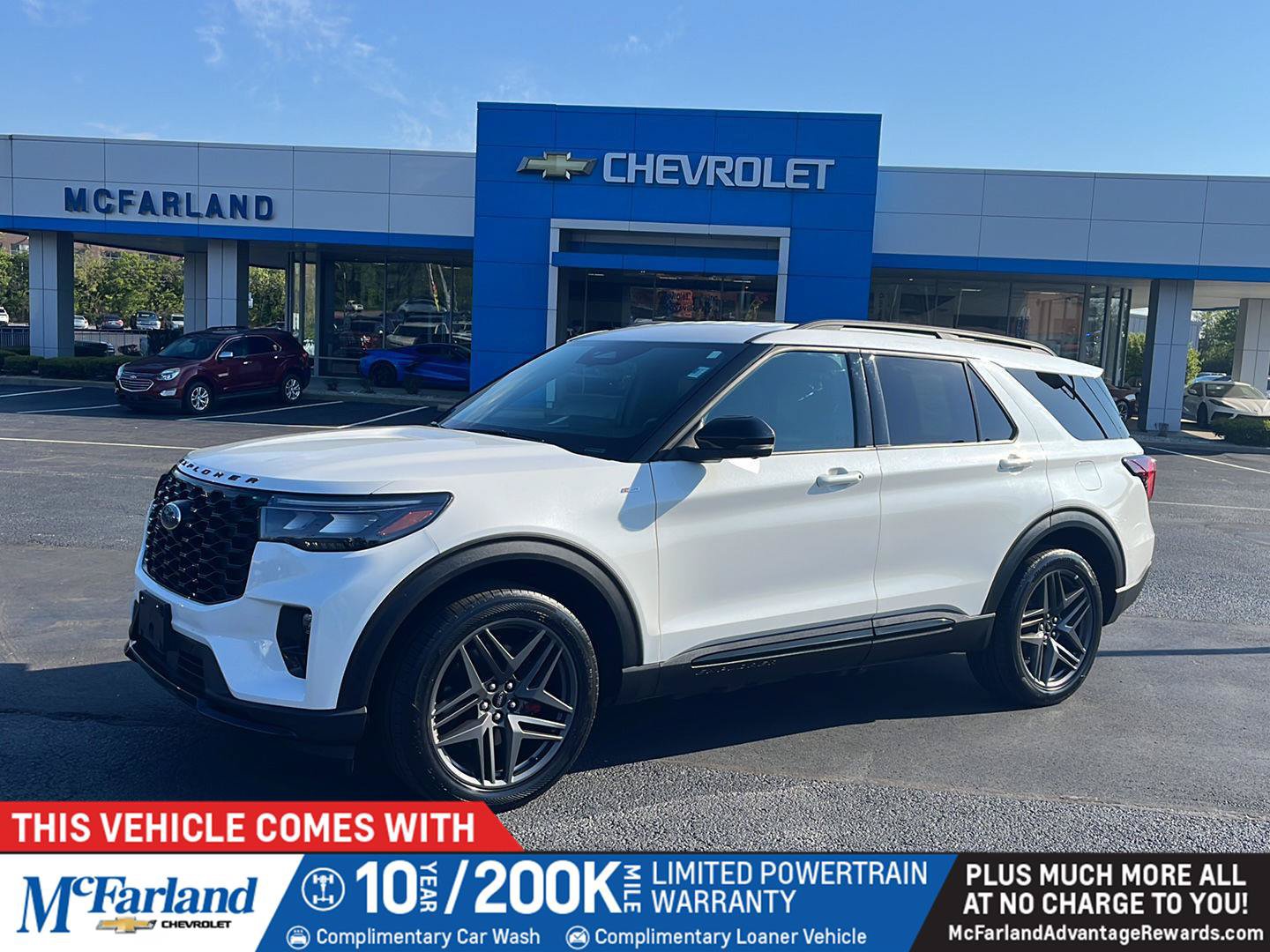 Used 2025 Ford Explorer ST-Line w/ ST-Line Street Pack AWD/4WD image 1