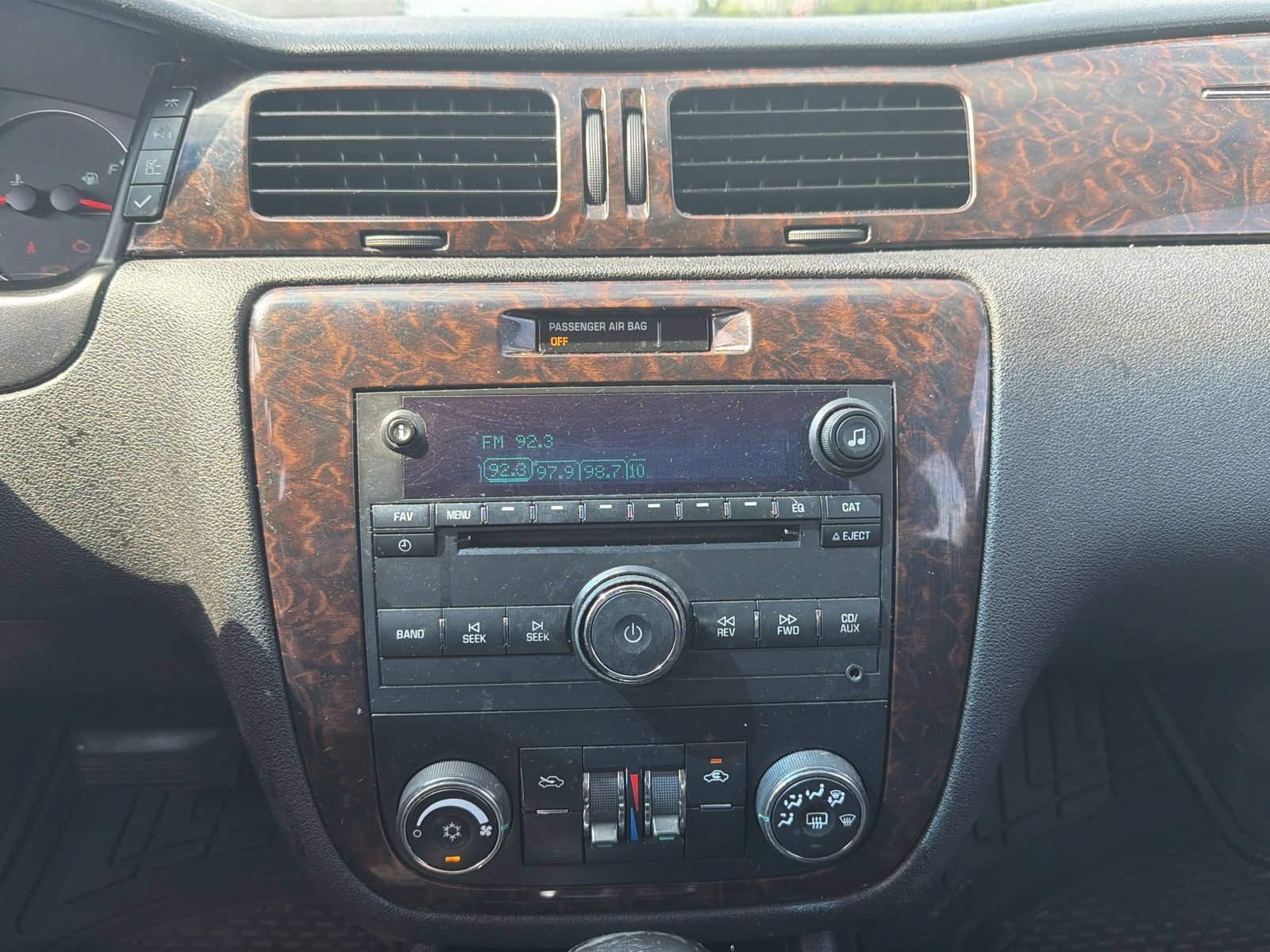Used 2012 Chevrolet Impala LT FWD image 26