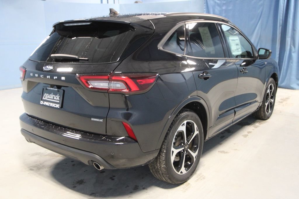 Used 2025 Ford Escape ST-Line Elite w/ Premium Technology Package AWD/4WD image 30