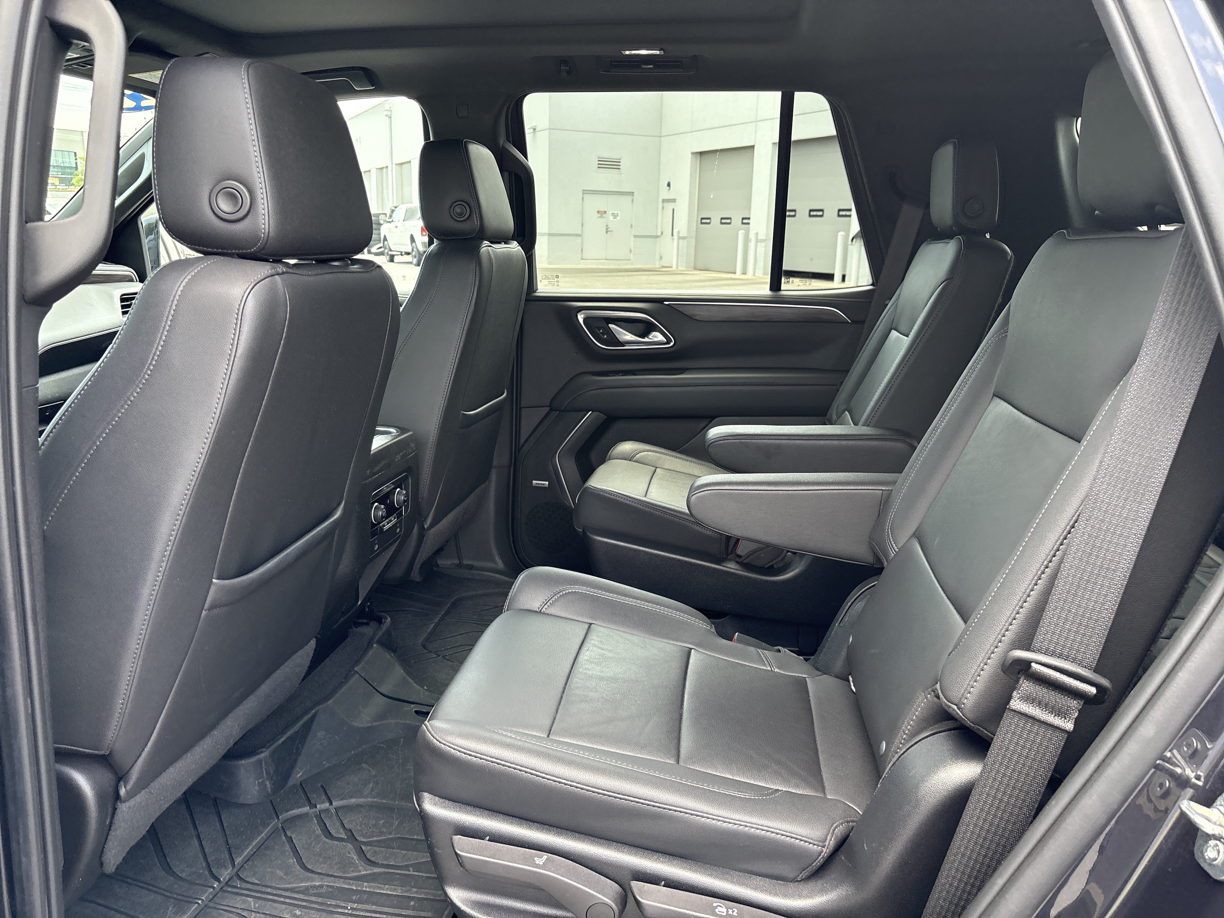 Used 2022 Chevrolet Tahoe LT AWD/4WD image 33