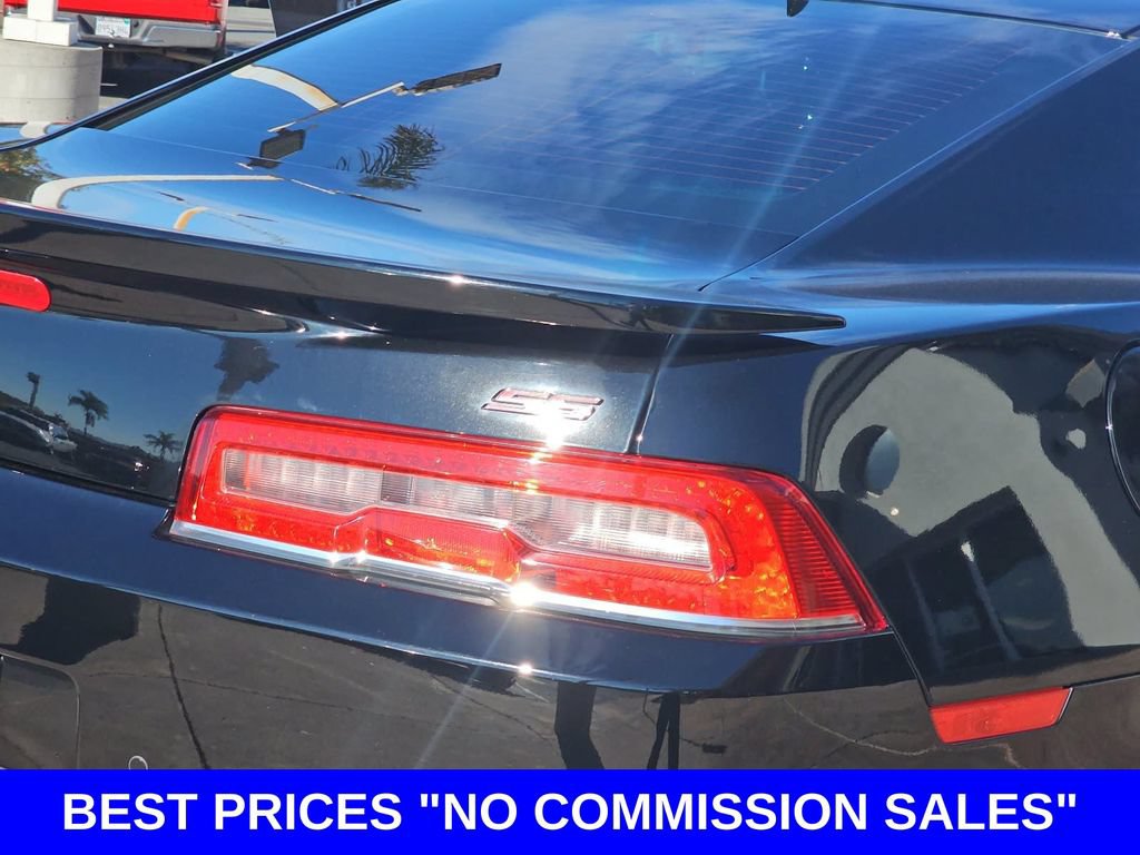 Used 2015 Chevrolet Camaro SS w/ RS Package RWD image 38