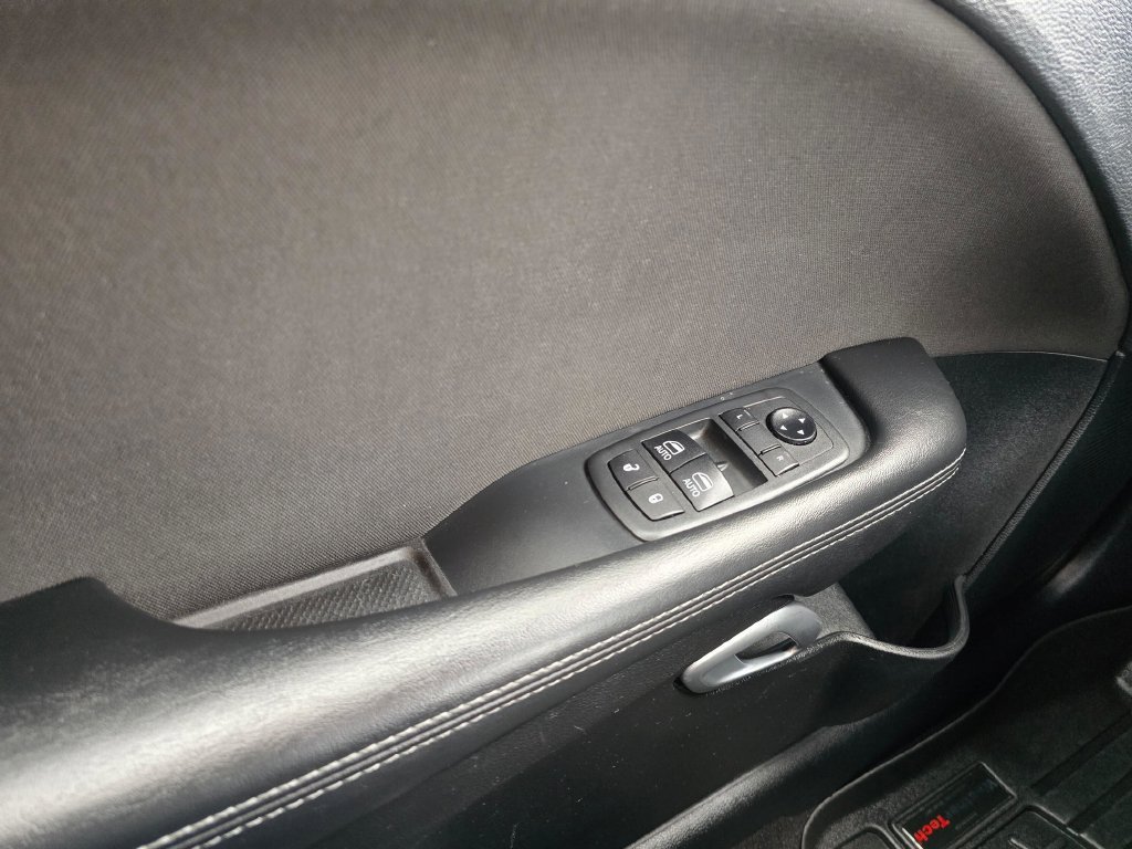 Used 2021 Dodge Challenger R/T RWD image 29