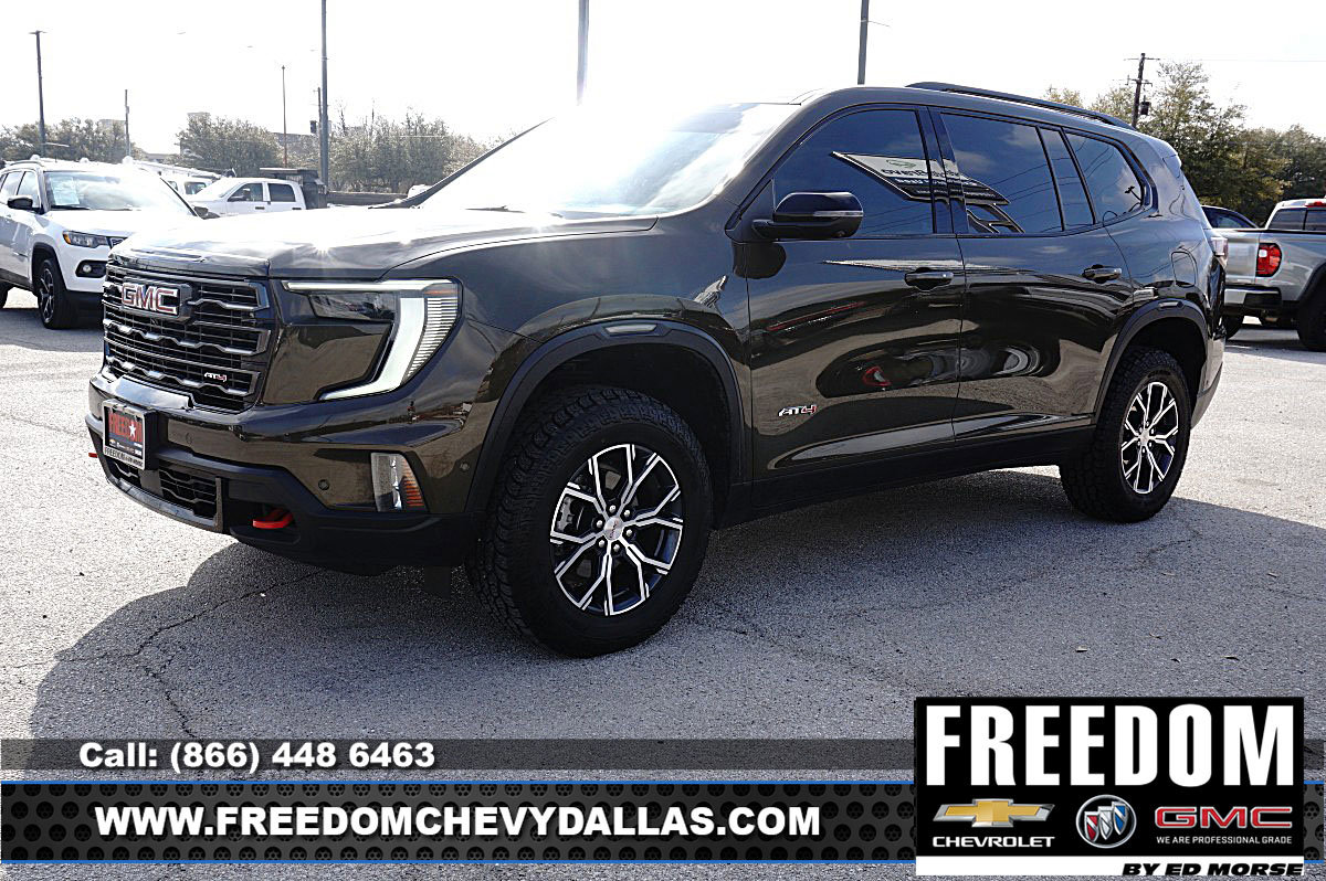 Used 2024 GMC Acadia AT4 w/ Super Cruise Package image 3