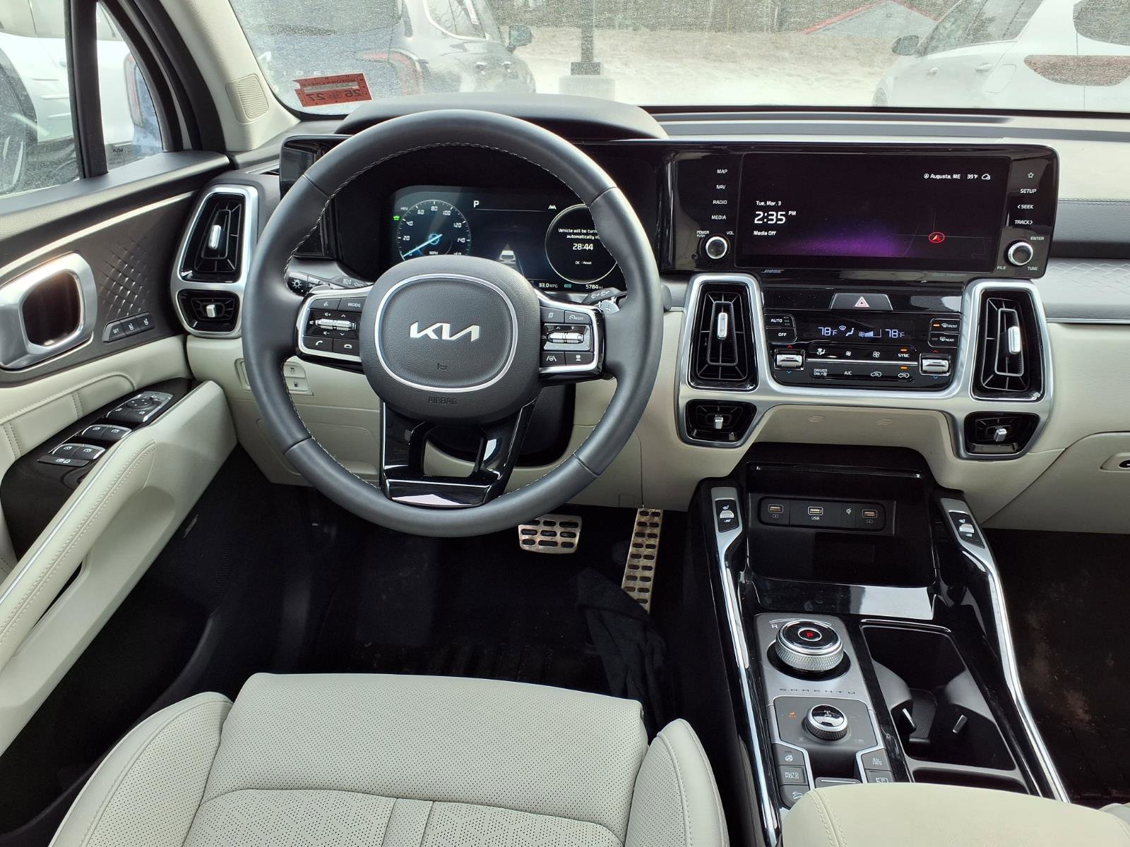 Used 2024 Kia Sorento SX Prestige image 8