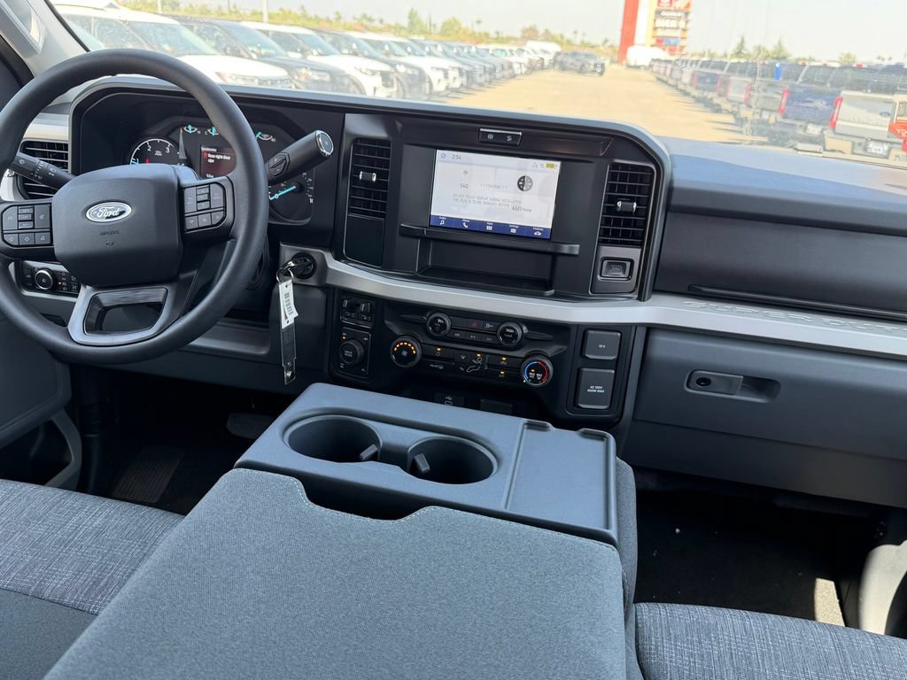 New 2026 Ford F250 XLT w/ FX4 Off-Road Package AWD/4WD image 10