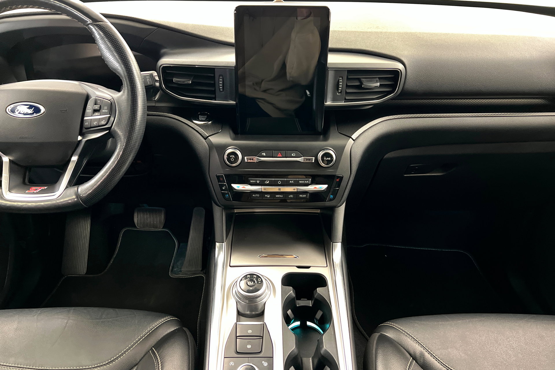 Used 2020 Ford Explorer ST w/ Premium Technology Package image 13