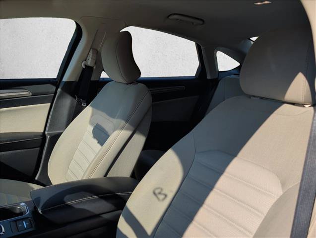 Used 2018 Ford Fusion S FWD image 11