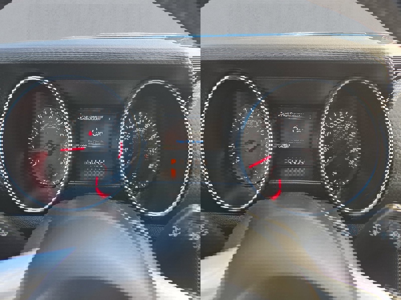 Certified 2022 Ford Mustang Convertible w/ Equipment Group 101A image 16