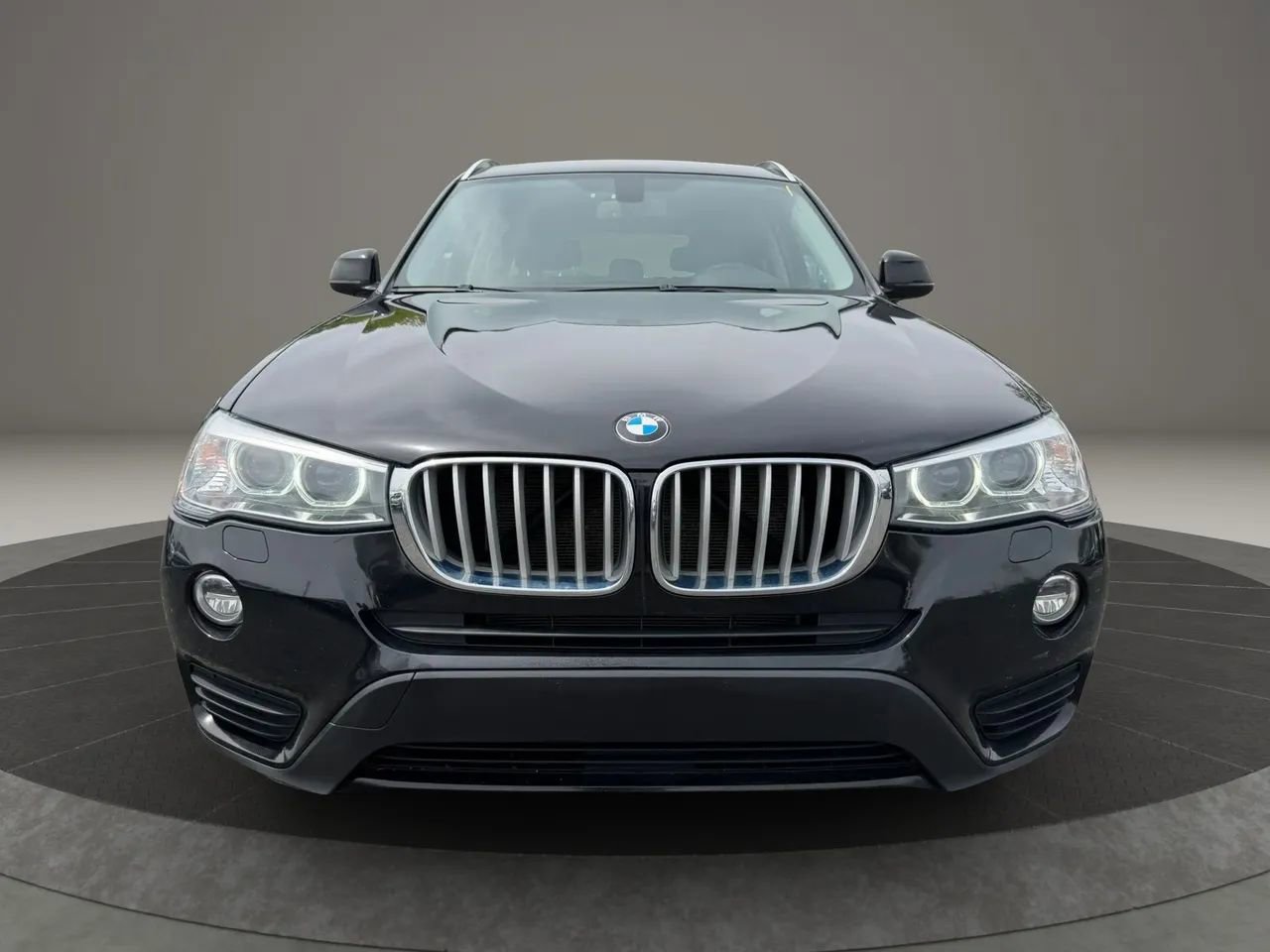 Used 2017 BMW X3 xDrive28i AWD/4WD image 2