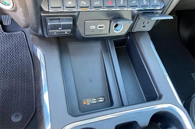 Used 2022 GMC Sierra 1500 Denali w/ Denali Reserve Package image 22