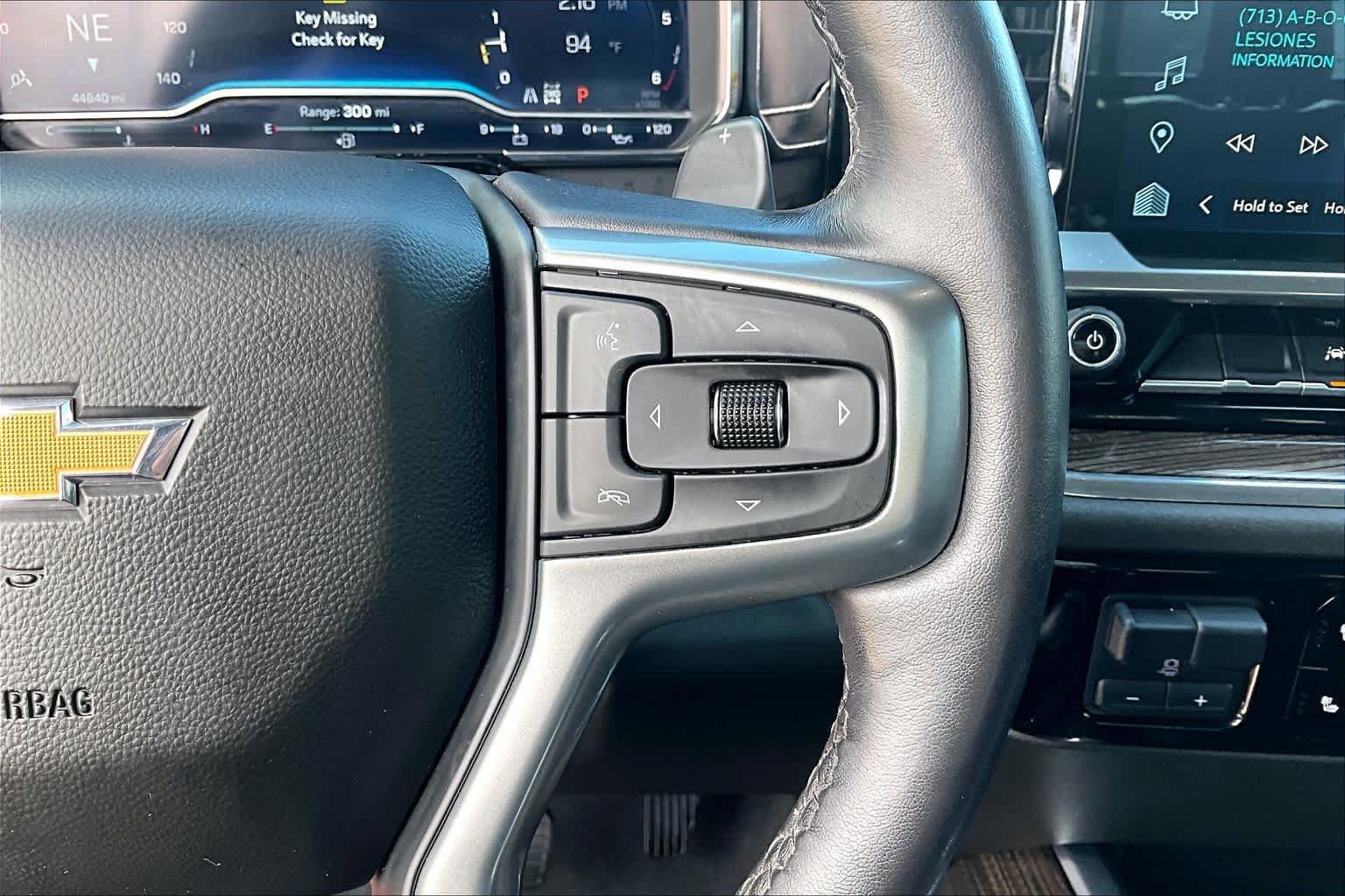 Used 2023 Chevrolet Silverado 1500 LT AWD/4WD image 25