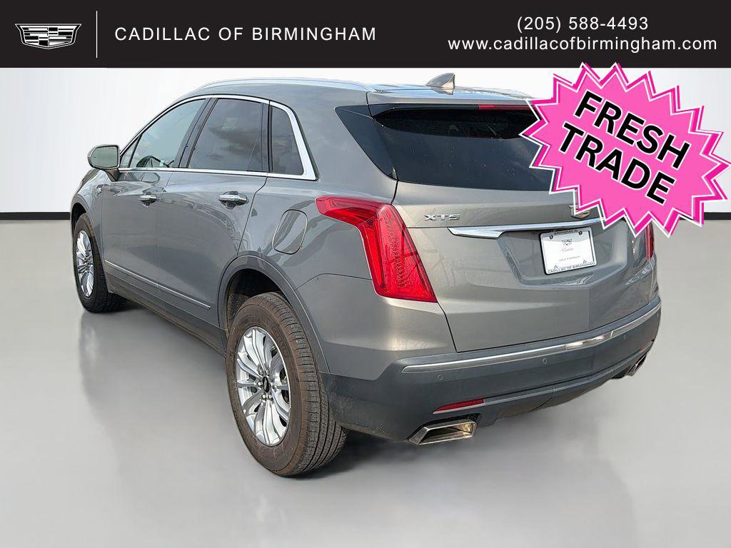 Used 2017 Cadillac XT5 Luxury w/ Driver Awareness Package image 4