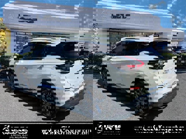 Used 2020 Nissan Murano Platinum image 3