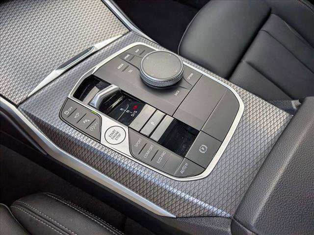 Used 2025 BMW M340i Sedan image 16