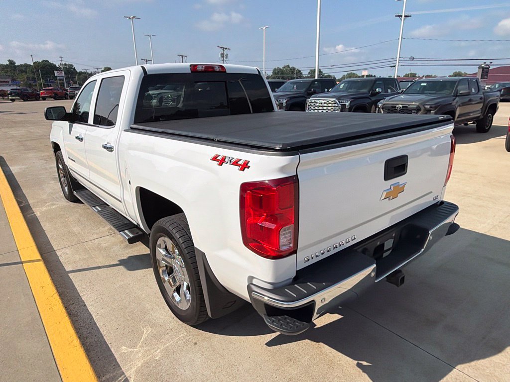 Used 2018 Chevrolet Silverado 1500 LTZ w/ Sport Package AWD/4WD image 7
