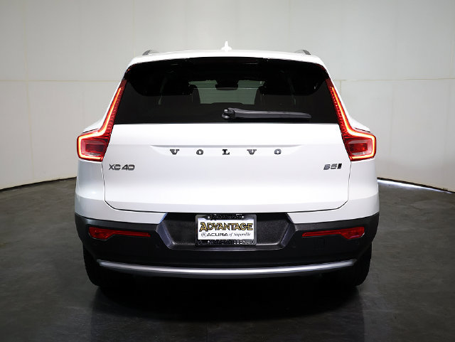 Used 2023 Volvo XC40 B5 Plus w/ Protection Package Premier AWD/4WD image 10