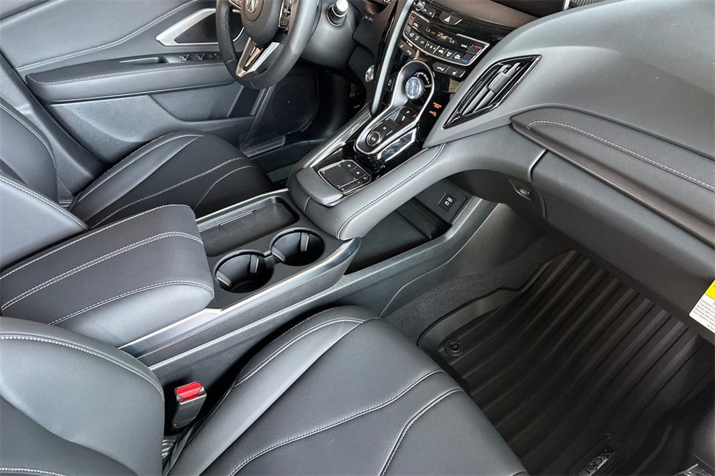 New 2025 Acura RDX SH-AWD image 12