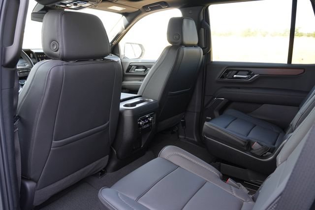 Used 2026 GMC Yukon Denali w/ Sun & Power Step Package RWD image 23