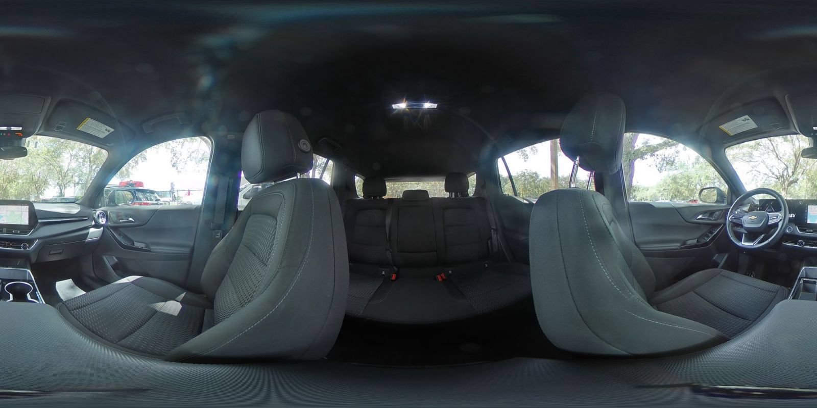 Used 2025 Chevrolet Equinox LT FWD image 41