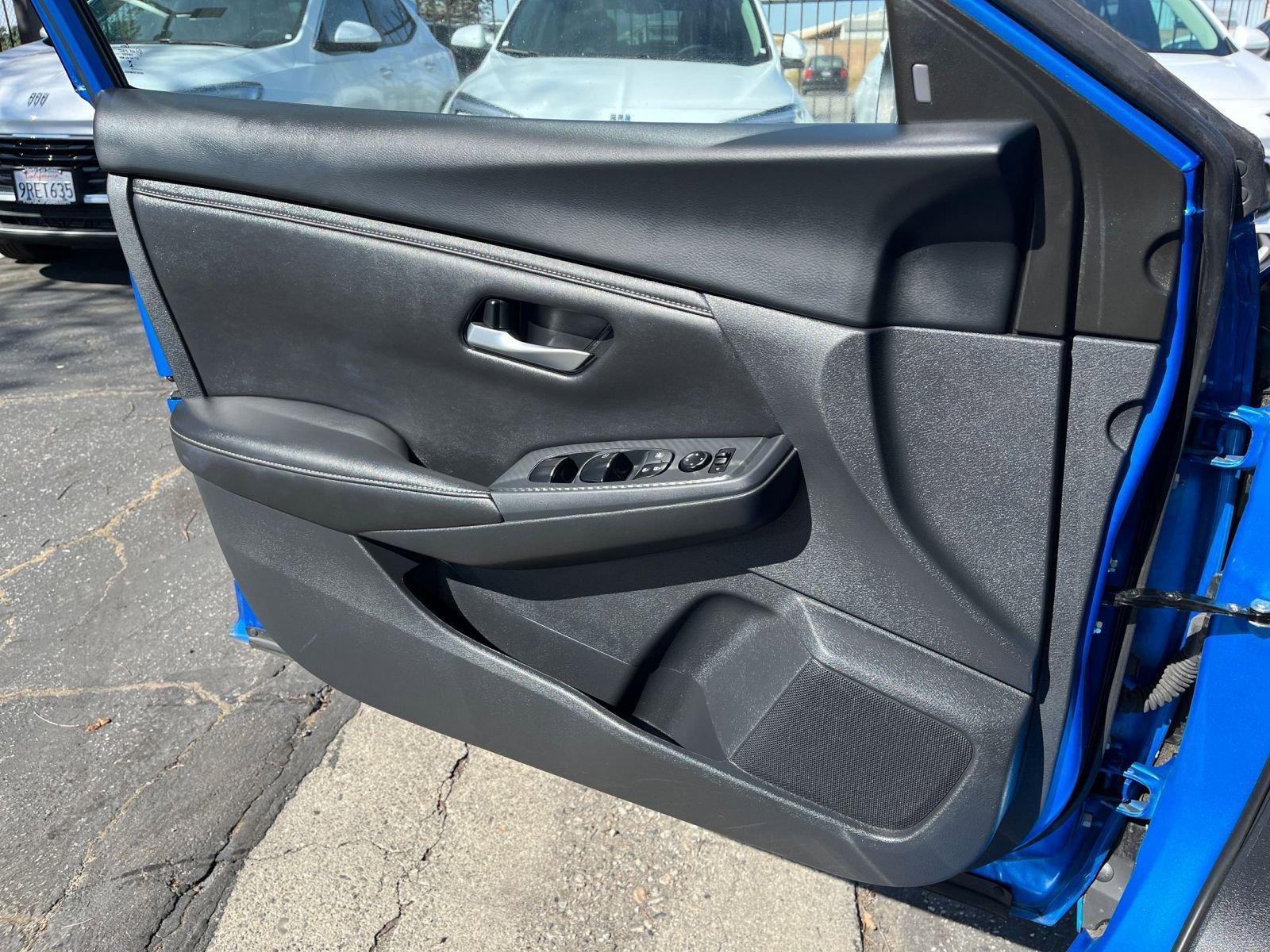 Used 2025 Nissan Sentra SV FWD image 18