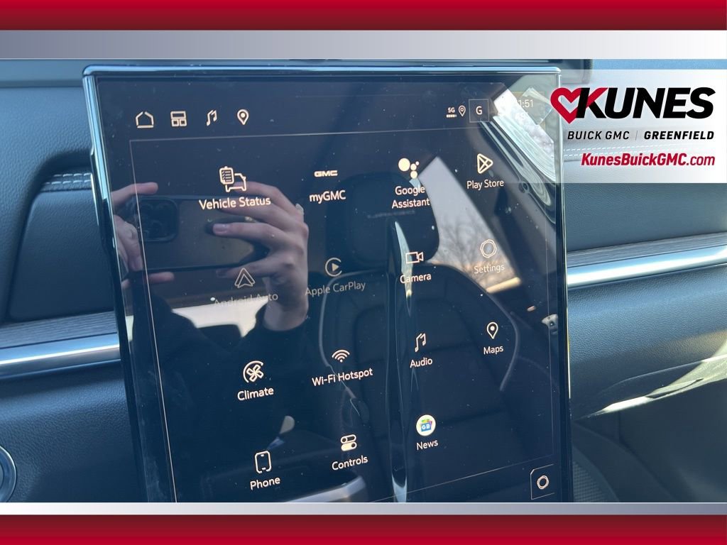 New 2026 GMC Terrain Denali w/ LPO, Floor Liner Package image 25