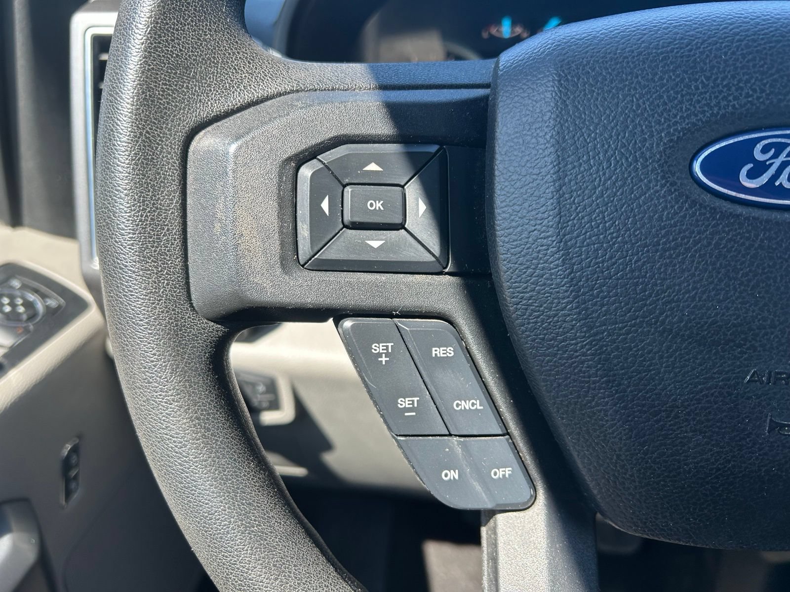 Used 2018 Ford F150 XLT AWD/4WD image 16