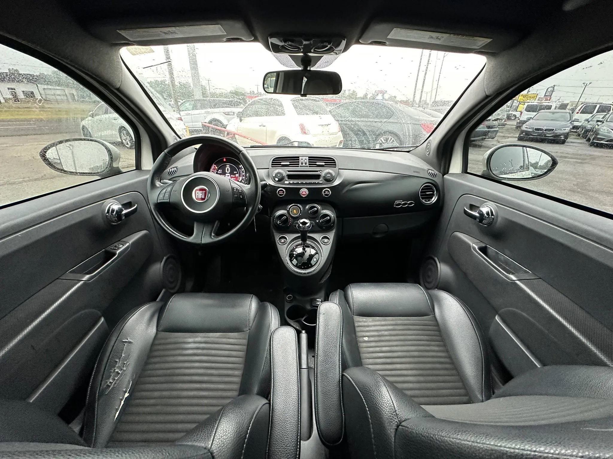 Used 2015 FIAT 500 Sport w/ Sport Appearance Group FWD image 11