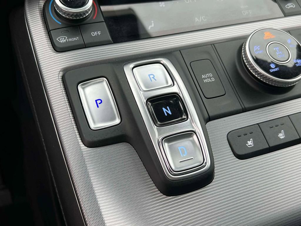 Used 2023 Hyundai Palisade Calligraphy image 31