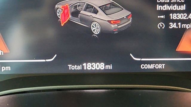 Used 2023 BMW 540i w/ M Sport Package image 38