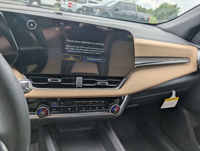New 2026 Chevrolet Equinox ACTIV w/ Convenience Package III AWD/4WD image 19