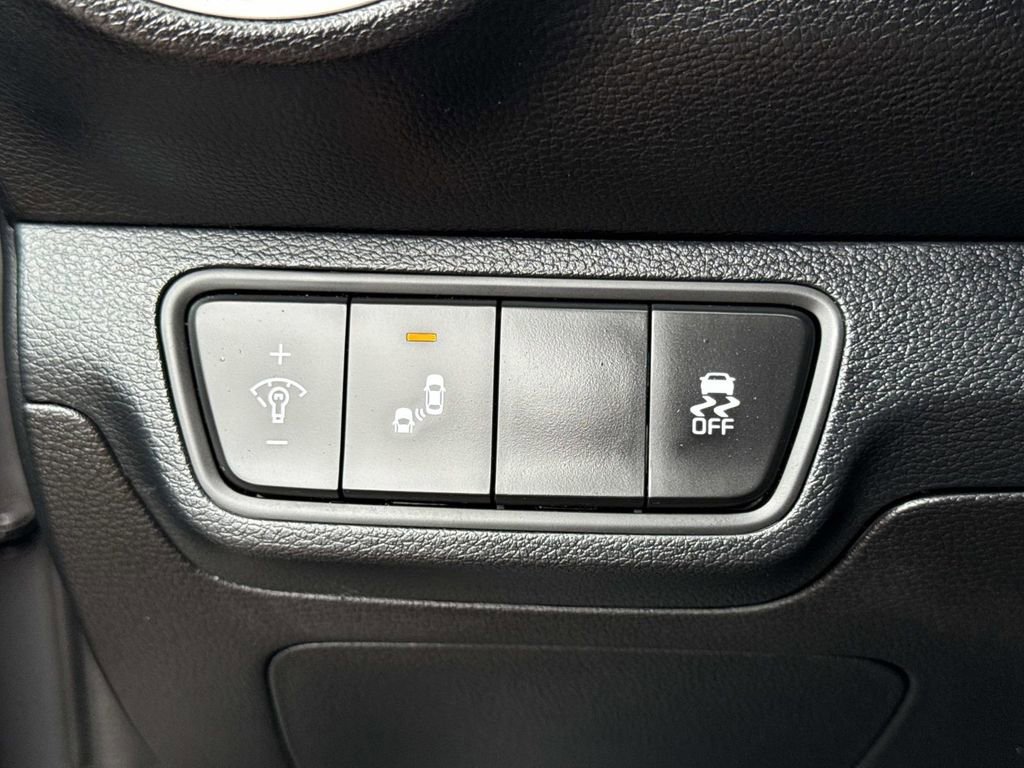 Used 2024 Kia Forte LXS w/ LXS Technology Package image 29