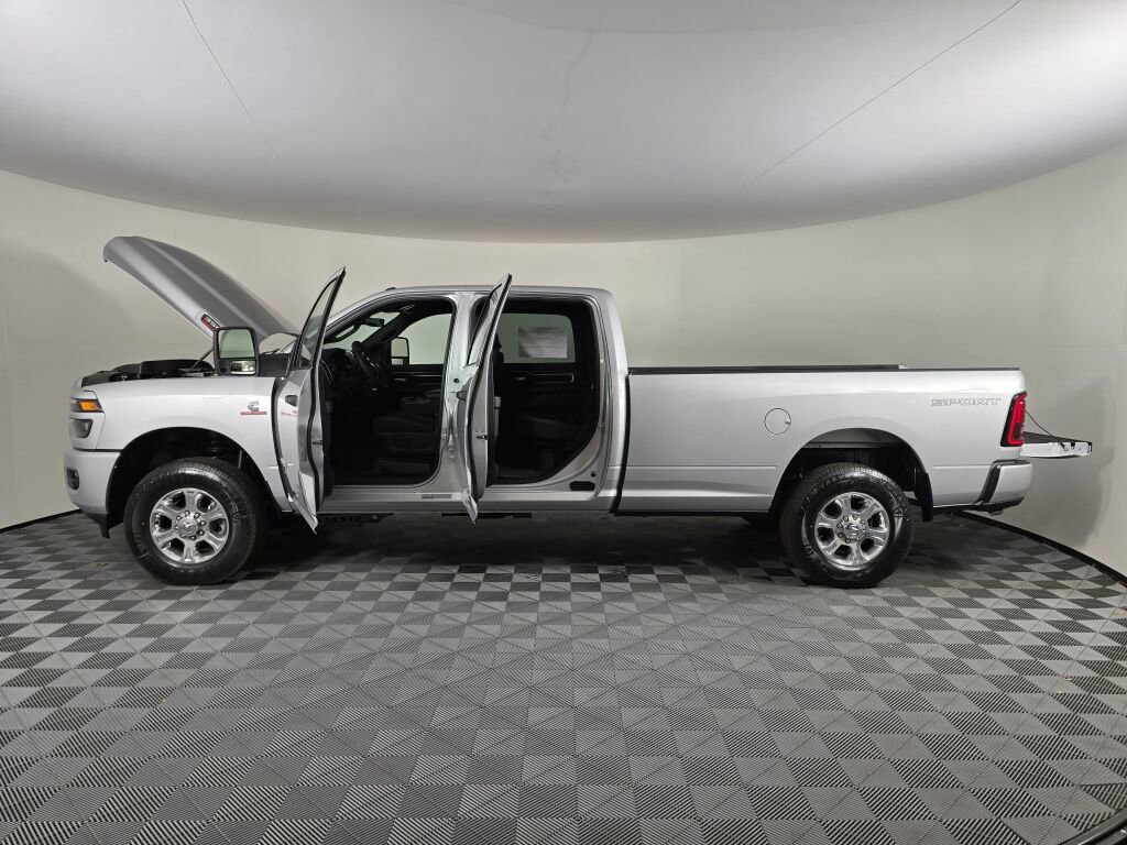 New 2026 RAM 3500 Big Horn image 15