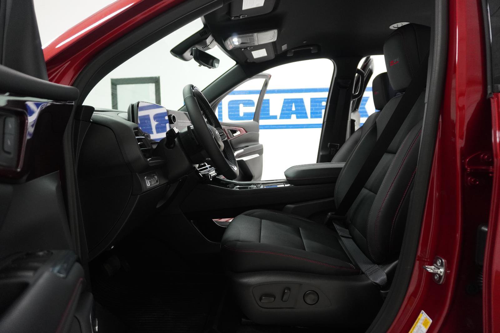 New 2026 Chevrolet Traverse Z71 w/ Enhanced Driving Package image 18