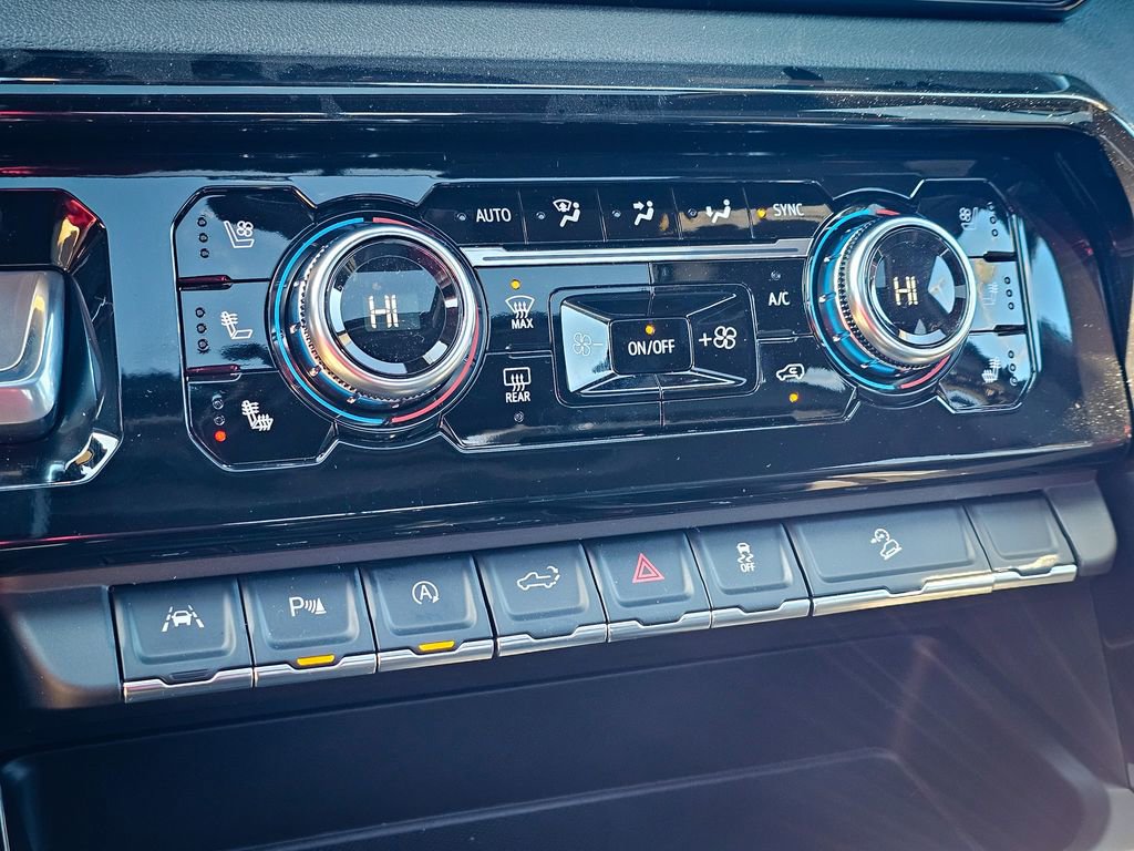 New 2026 GMC Sierra 1500 AT4 w/ AT4 Premium Package image 28