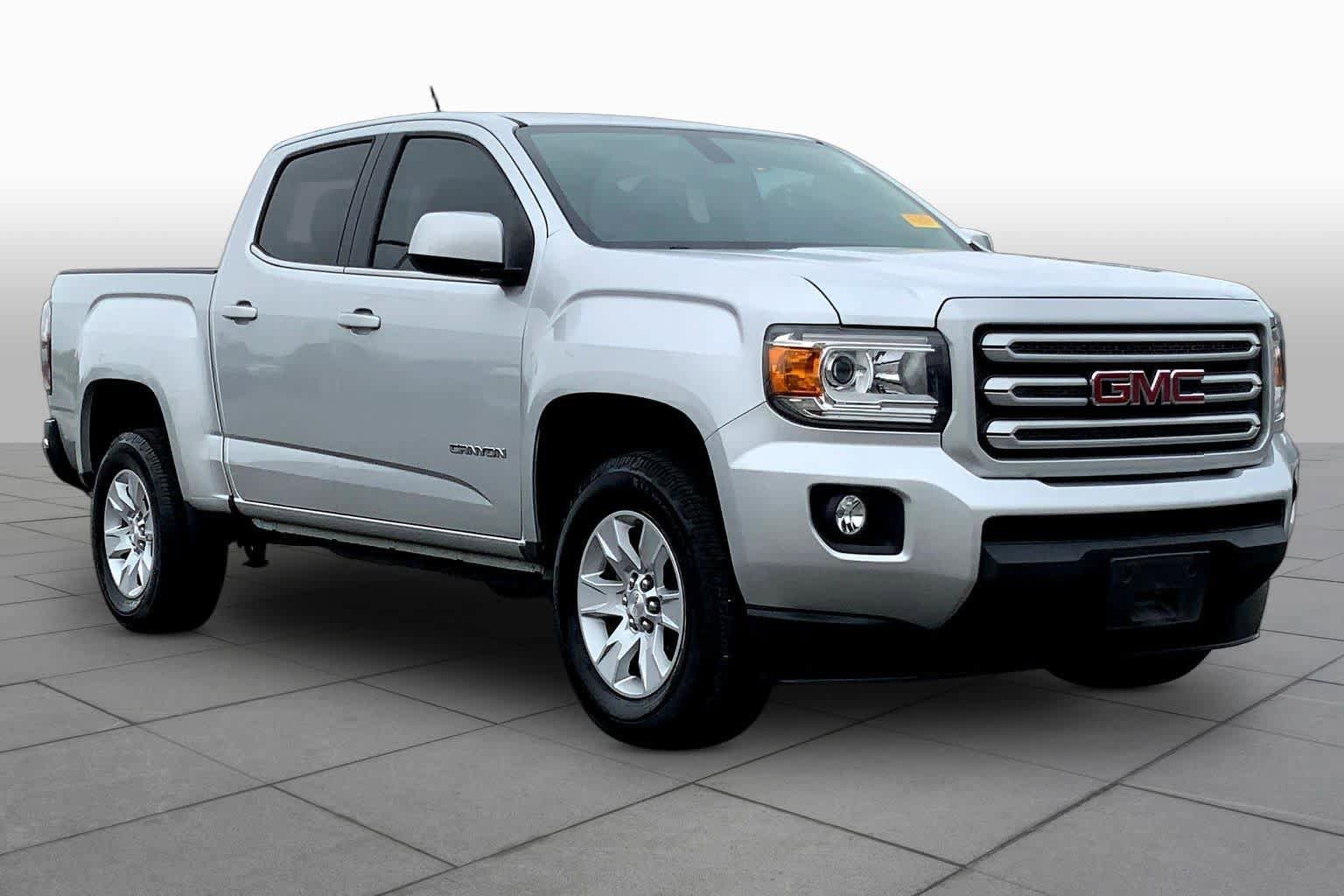 Used 2016 GMC Canyon SLE w/ SLE Convenience Package image 3
