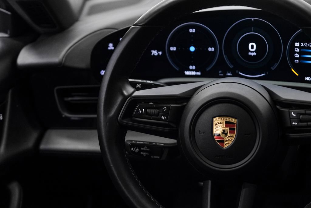 Used 2023 Porsche Taycan 4 Cross Turismo image 23