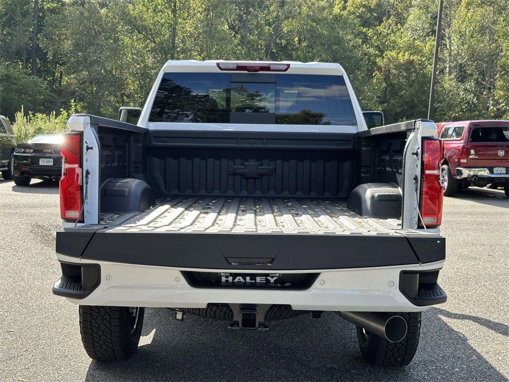 New 2026 Chevrolet Silverado 3500 LTZ w/ Z71 Chrome Sport Edition image 13