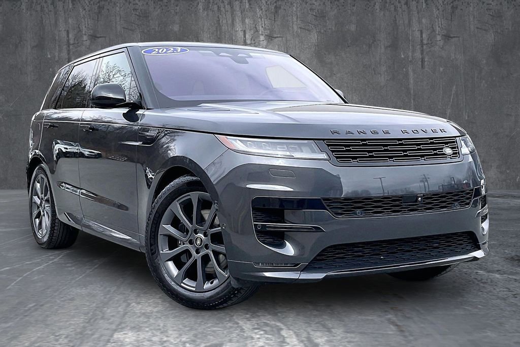 Used 2023 Land Rover Range Rover Sport SE Dynamic image 3