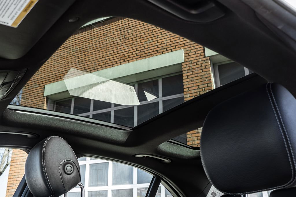 Used 2021 Mercedes-Benz C 43 AMG 4MATIC Sedan image 11