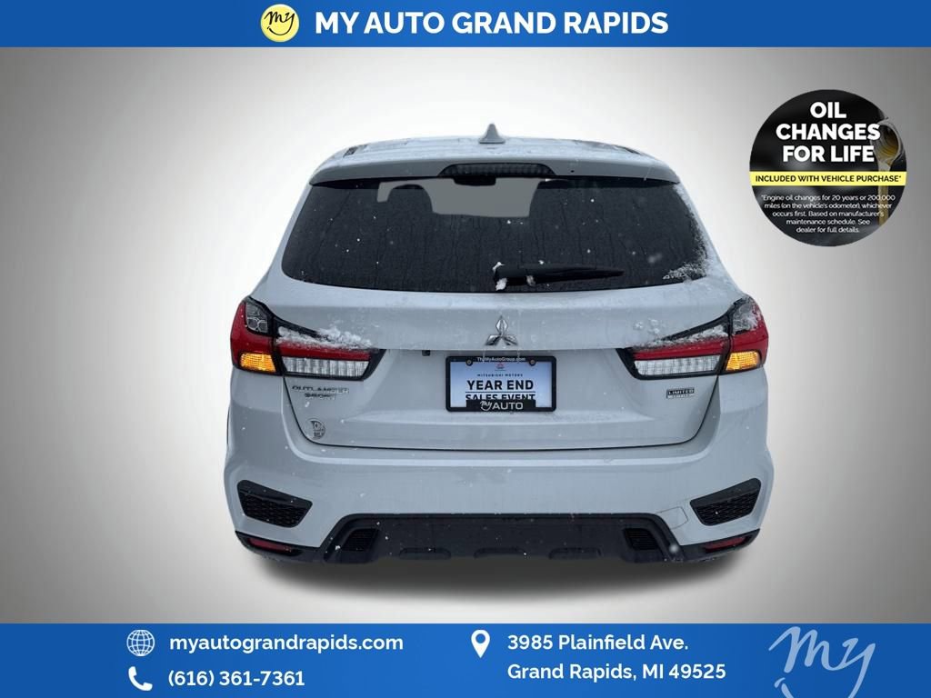 Used 2025 Mitsubishi Outlander Sport LE image 6