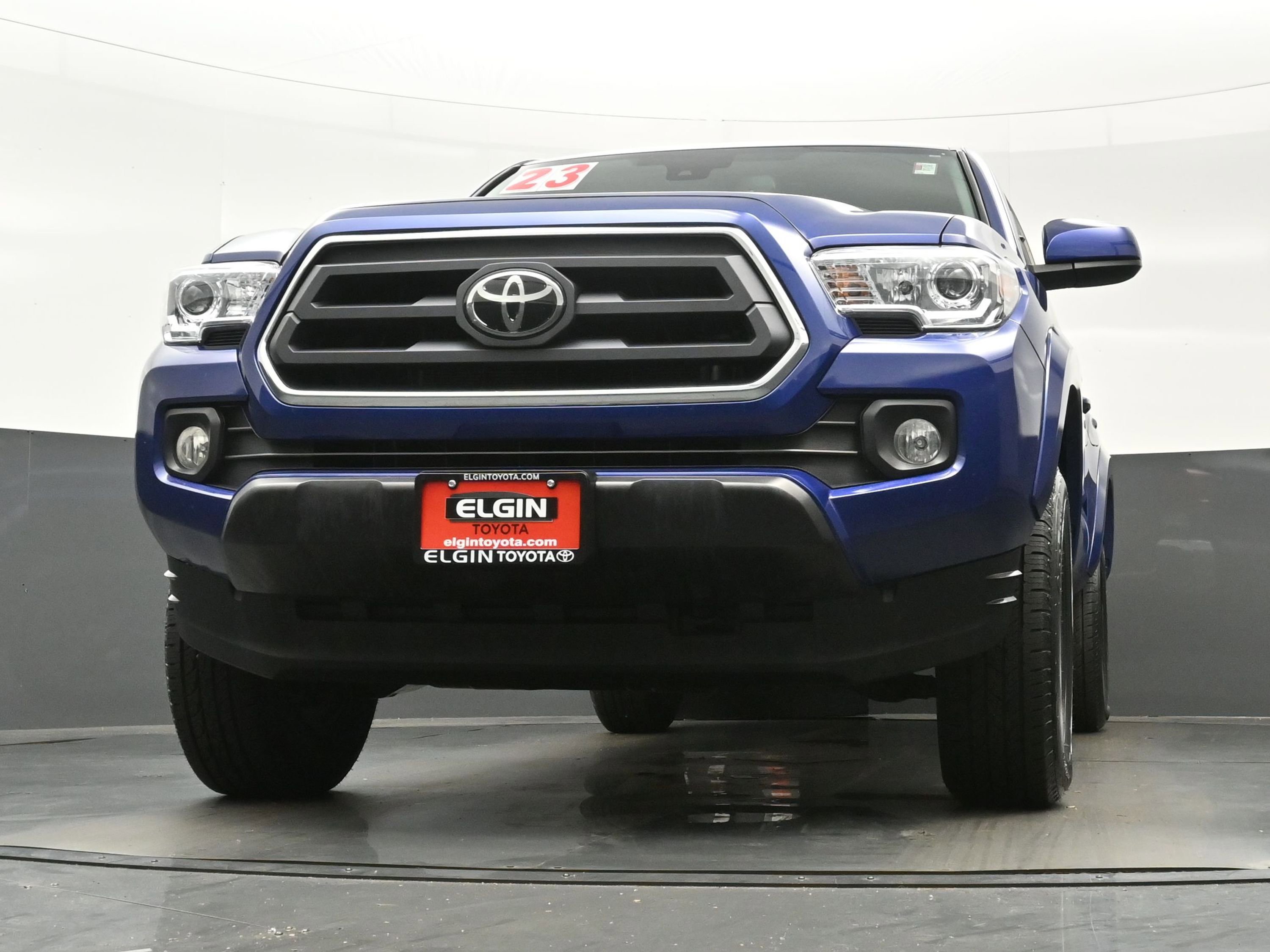 Used 2023 Toyota Tacoma SR5 AWD/4WD image 27