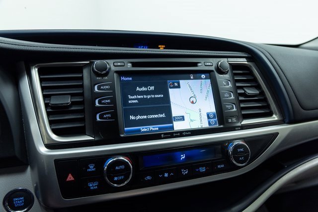 Used 2016 Toyota Highlander XLE image 17