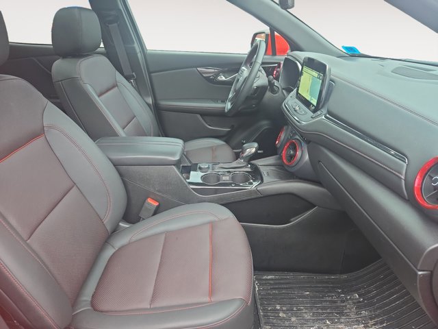 Certified 2025 Chevrolet Blazer RS w/ Driver Confidence II Package image 15