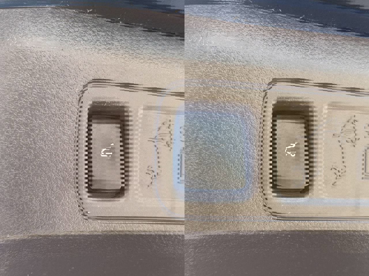 Used 2024 Ford Expedition King Ranch image 31