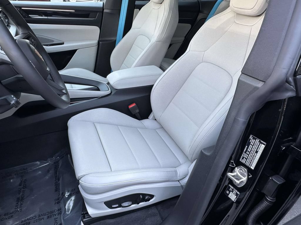 New 2026 Porsche Macan 4 Electric AWD/4WD image 12
